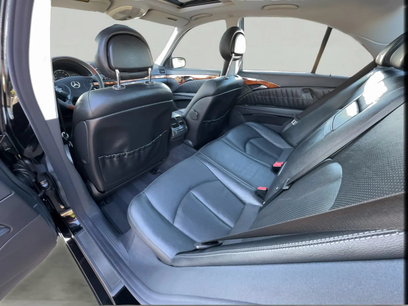 Used 2003 Mercedes-Benz E 320 Sedan image 35