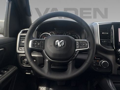 New 2026 RAM 1500 Big Horn w/ Night Edition AWD/4WD image 7