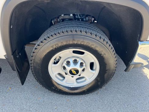 Used 2022 Chevrolet Silverado 2500 W/T w/ WT Fleet Convenience Package AWD/4WD image 20