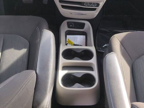 Used 2023 Chrysler Voyager LX FWD image 18