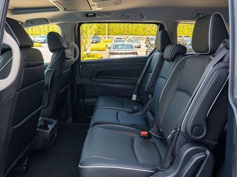 New 2026 Honda Odyssey Elite image 11