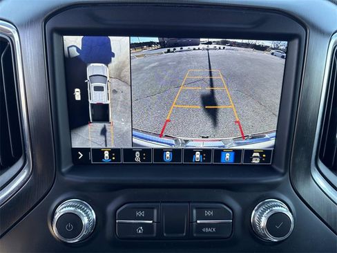 Used 2021 GMC Sierra 1500 AT4 w/ AT4 Premium Package image 18