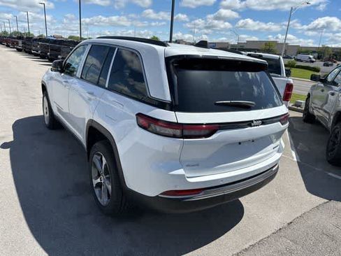 New 2026 Jeep Grand Cherokee Limited AWD/4WD image 8