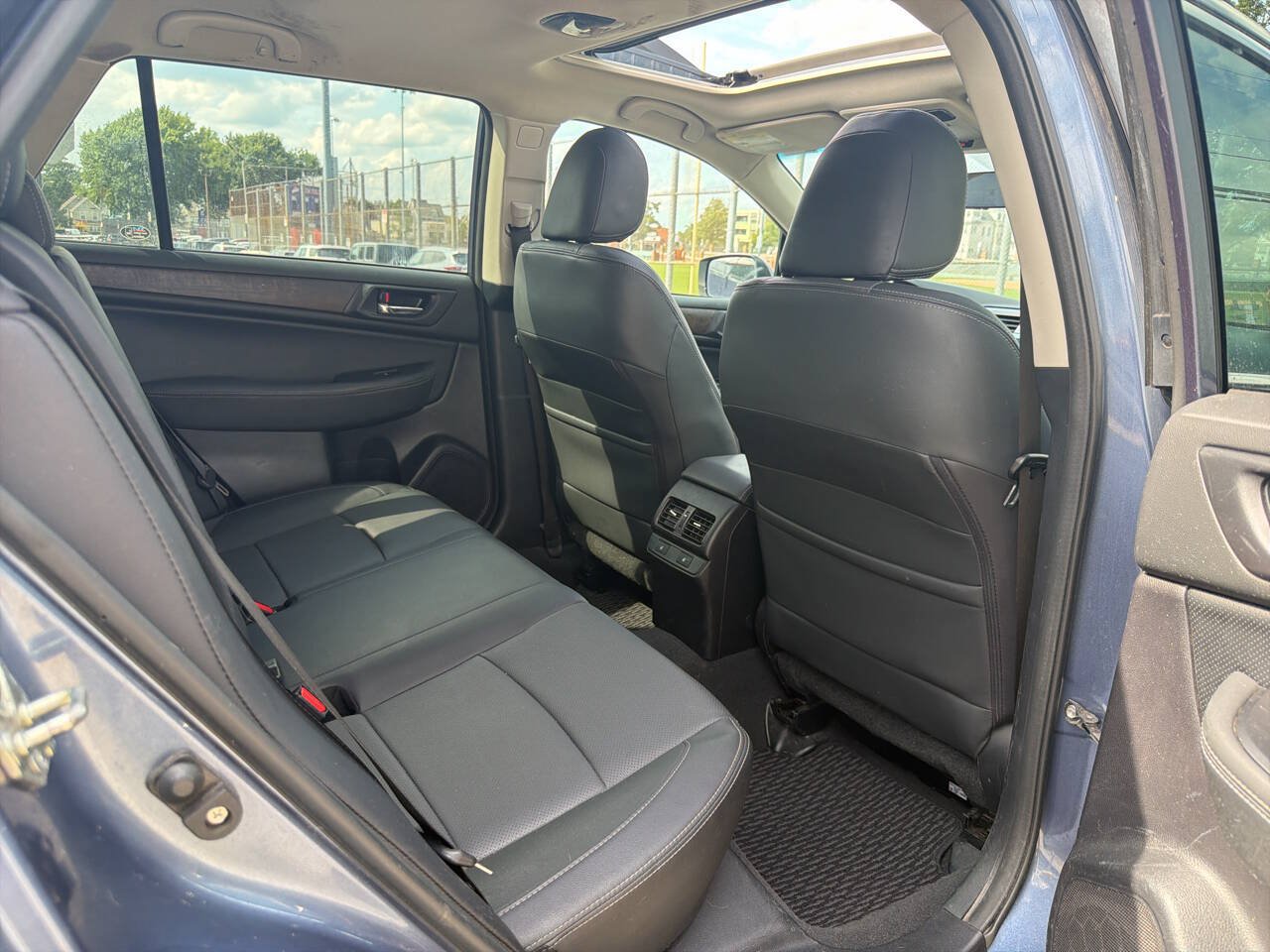 Used 2017 Subaru Outback 2.5i Limited AWD/4WD image 14