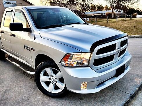 Used 2014 RAM 1500 Express image 4