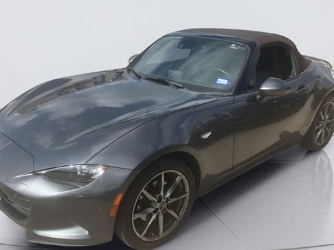 Used 2018 MAZDA MX-5 Miata Grand Touring RWD image 1