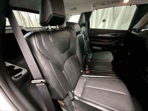 Used 2026 INFINITI QX60 Luxe w/ Cargo Package AWD/4WD image 16