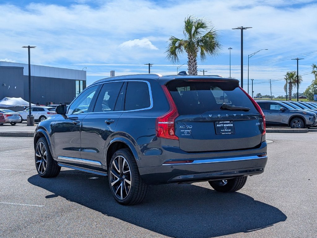 Used 2023 Volvo XC90 B5 Plus AWD/4WD image 3