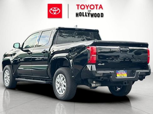 New 2026 Toyota Tacoma SR5 AWD/4WD image 6
