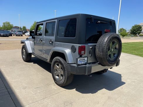 Used 2015 Jeep Wrangler Unlimited Sport AWD/4WD image 7