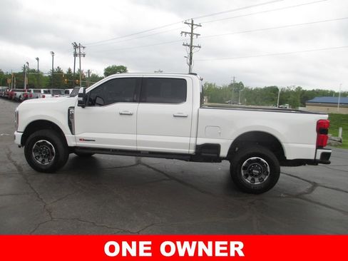 Used 2024 Ford F350 Platinum w/ Tremor Off-Road Package AWD/4WD image 10