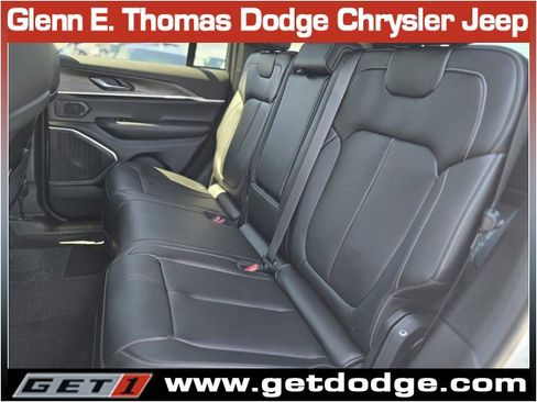 New 2026 Jeep Grand Cherokee Limited image 12
