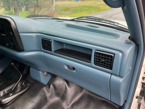 Used 1997 Dodge Ram 2500 Truck 4x4 Regular Cab image 28