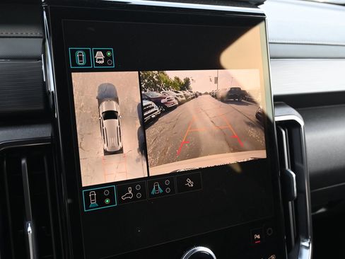 New 2026 GMC Acadia AT4 AWD/4WD image 13