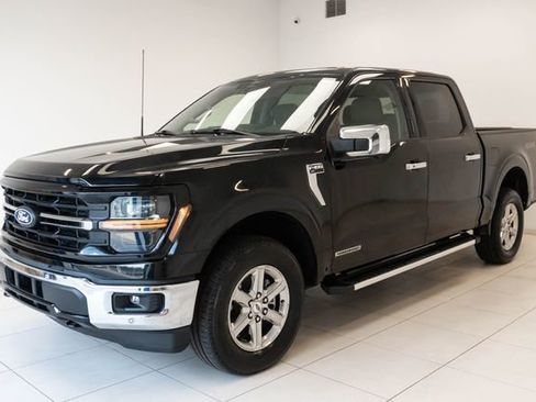 Used 2024 Ford F150 XLT w/ Equipment Group 302A MID image 6