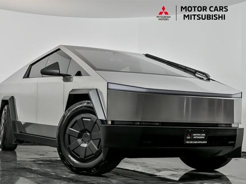 Used 2024 Tesla Cybertruck AWD Crew Cab image 1