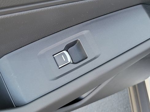 Certified 2023 Honda Accord EX image 15