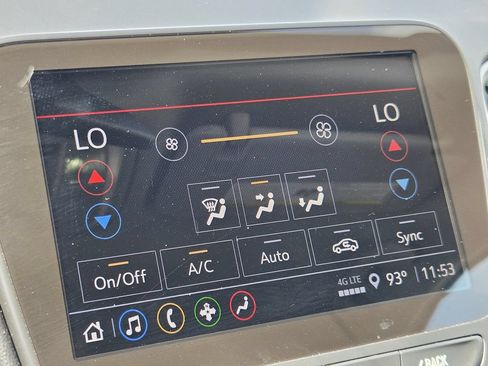 Used 2025 Chevrolet Malibu LT FWD image 17