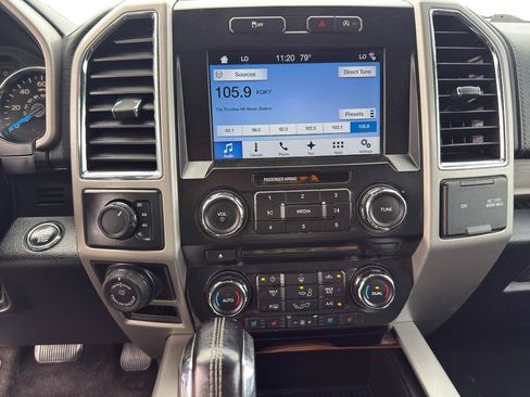 Used 2017 Ford F150 Lariat AWD/4WD image 13