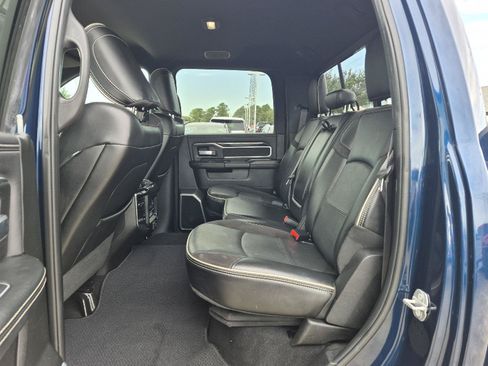 Used 2021 RAM 2500 Laramie w/ Night Edition AWD/4WD image 13