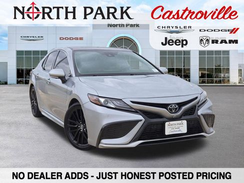 Used 2024 Toyota Camry XSE w/ Navigation Package FWD image 1