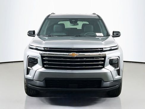 New 2026 Chevrolet Traverse LT w/ LPO, Floor Liner Package image 2