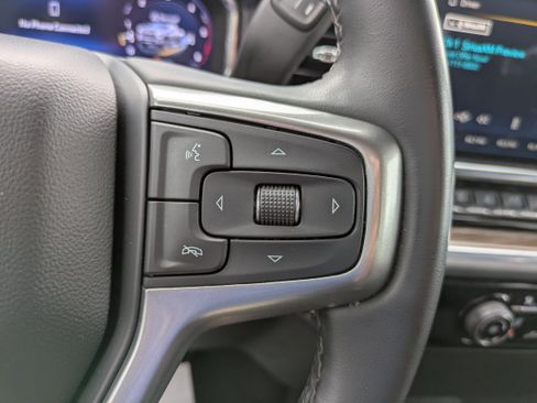 Used 2024 Chevrolet Silverado 2500 LT image 19