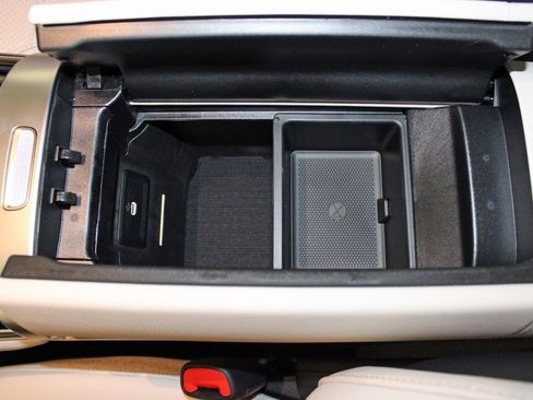 Used 2026 Mercedes-Benz GLC 350e 4MATIC image 26