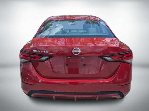 Used 2025 Nissan Sentra SV FWD image 5