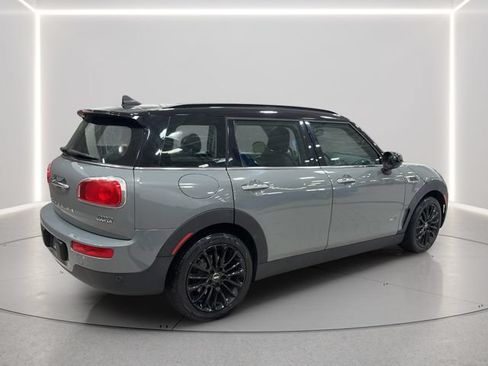 Used 2017 MINI Cooper Clubman ALL4 AWD/4WD image 5