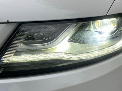 Used 2019 Lincoln MKC Premiere FWD image 12
