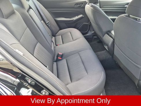 Used 2025 Nissan Altima 2.5 SV FWD image 29