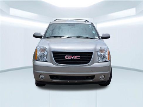 Used 2008 GMC Yukon SLT w/ SLT Preferred Equipment Group AWD/4WD image 8