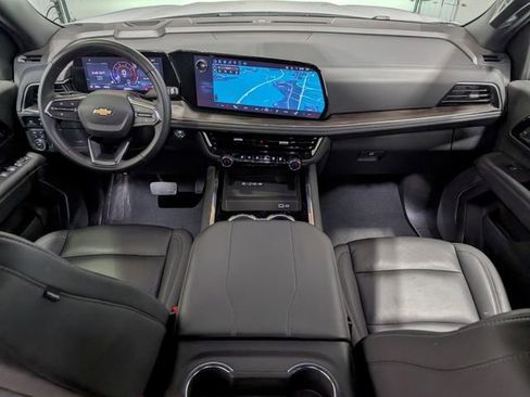 Used 2025 Chevrolet Tahoe LT image 12