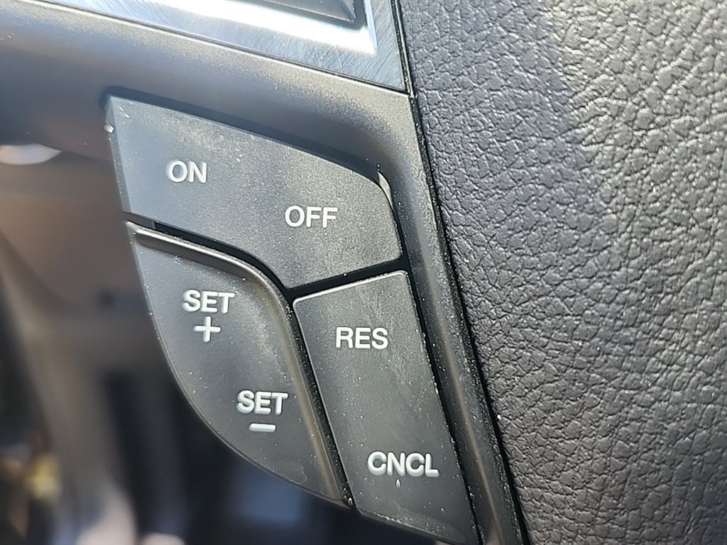 Used 2022 Ford Edge SEL AWD/4WD image 11