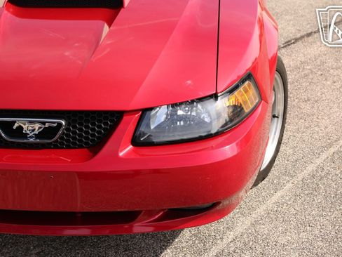 Used 2001 Ford Mustang GT image 32