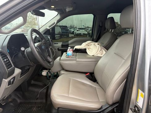 Used 2021 Ford F250 XL w/ STX Appearance Package image 5