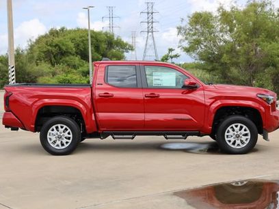 New 2026 Toyota Tacoma SR5