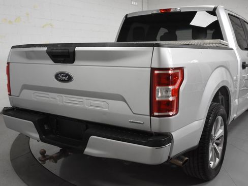 Used 2018 Ford F150 XL w/ Equipment Group 101A Mid RWD image 3