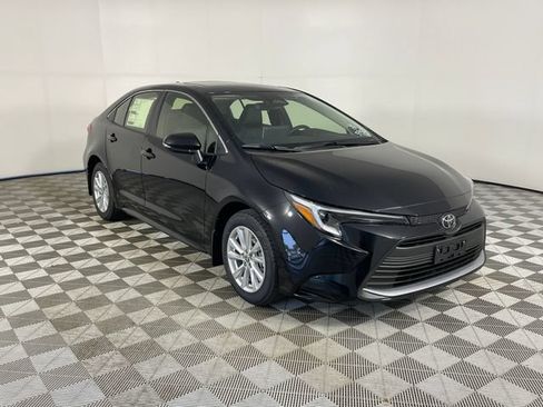 New 2026 Toyota Corolla XLE FWD image 10