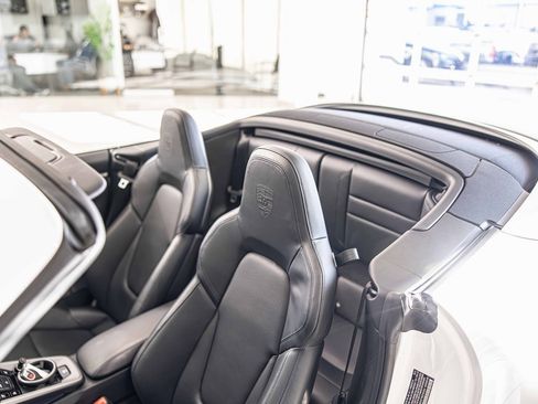 Used 2022 Porsche 911 Carrera 4S image 18