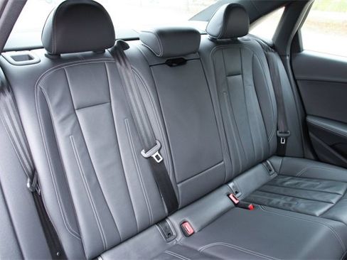 Used 2023 Audi A4 2.0T Premium Plus image 34