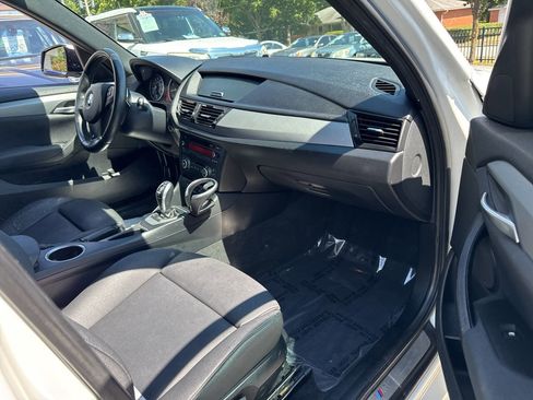 Used 2014 BMW X1 sDrive28i image 9
