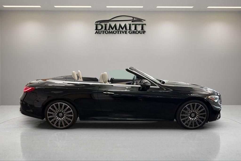 Used 2024 Mercedes-Benz CLE 300 4MATIC Cabriolet image 5
