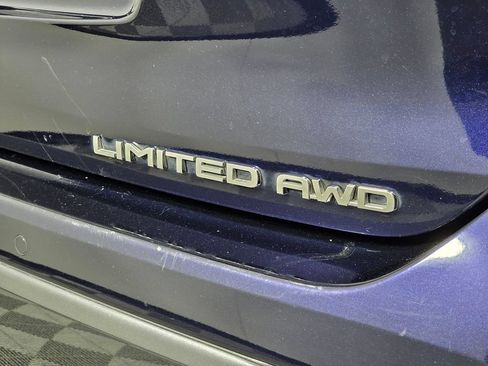 Used 2020 Toyota Highlander Limited AWD/4WD image 17