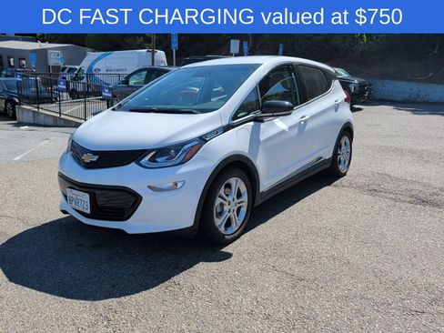 Used 2020 Chevrolet Bolt LT FWD image 3