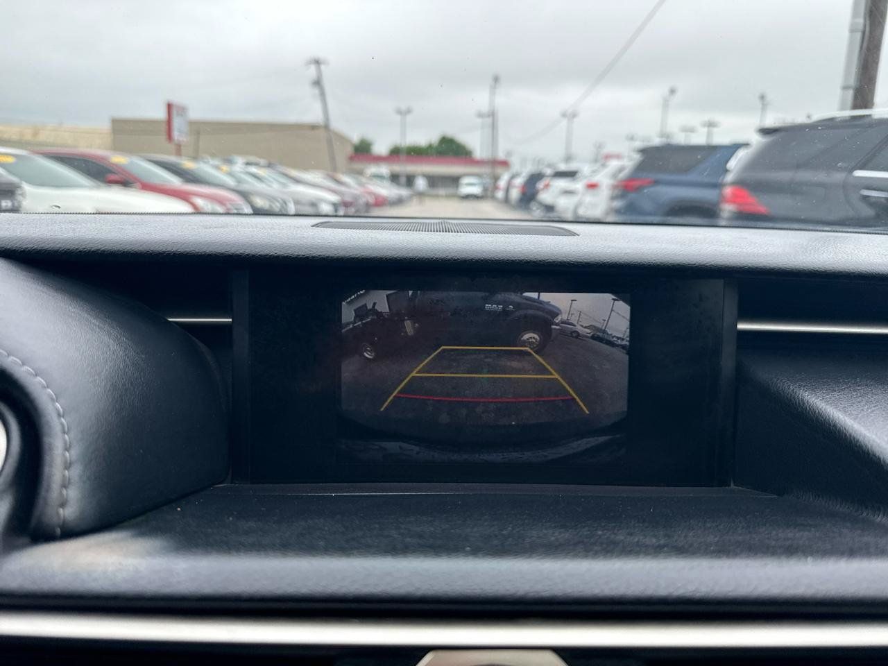 Used 2015 Lexus RC 350 w/ Navigation System Package RWD image 20