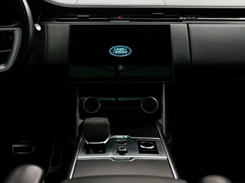 Used 2023 Land Rover Range Rover Autobiography image 17