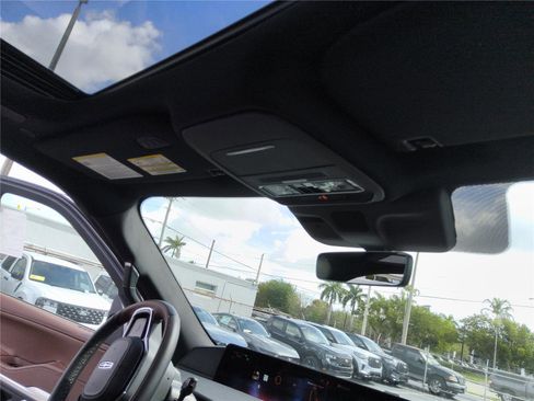 New 2026 Lincoln Navigator L Reserve AWD/4WD image 29