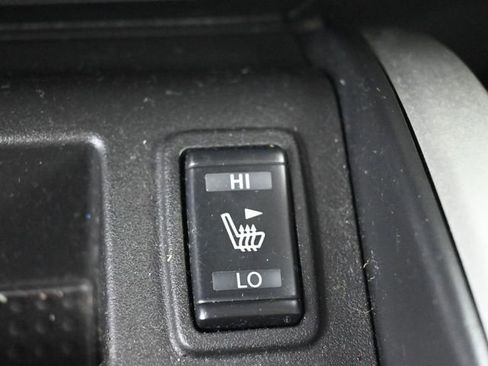Used 2016 Nissan Titan PRO-4X w/ Pro-4x Convenience Package AWD/4WD image 28